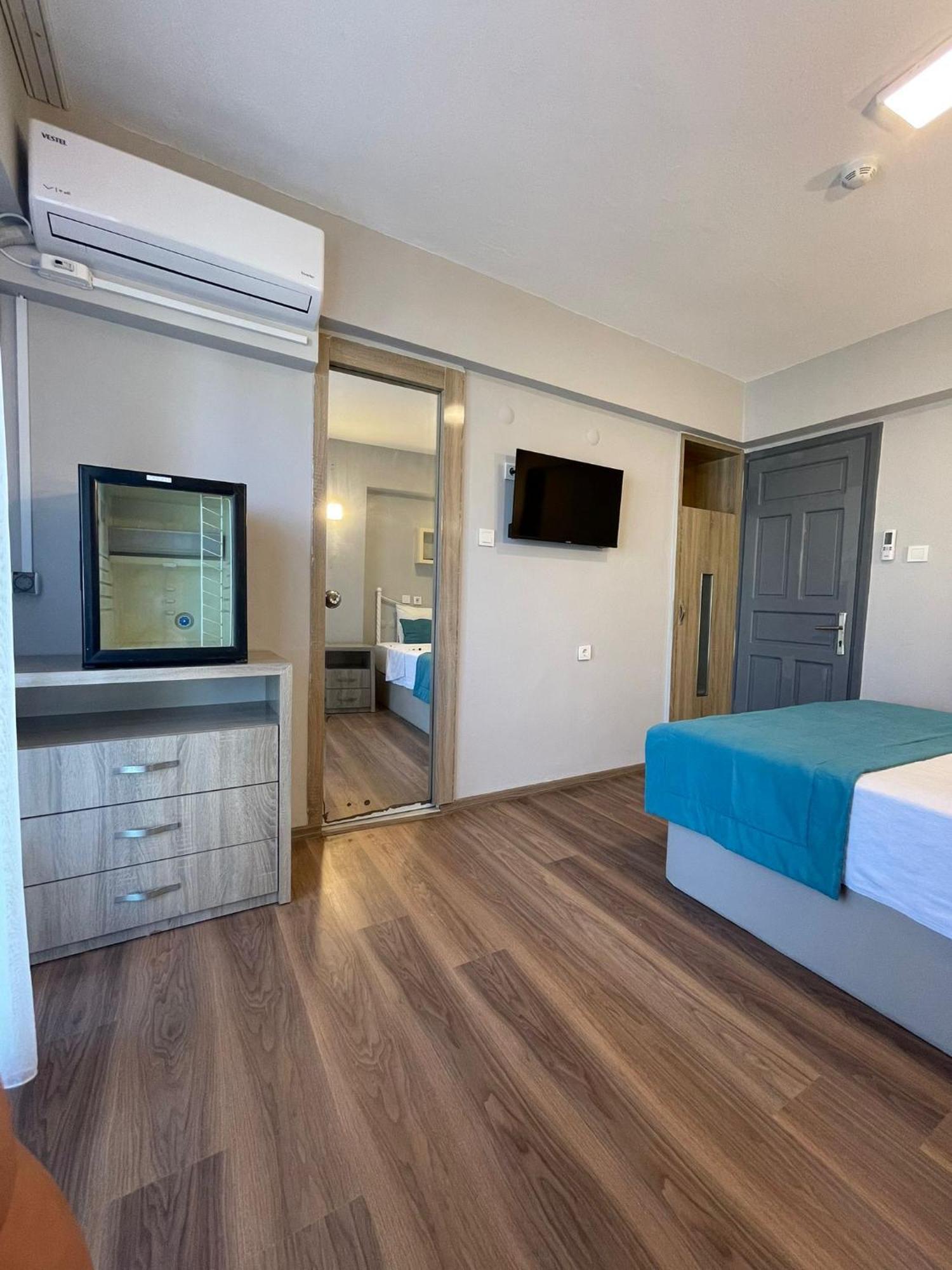 Colophon Beach Otel Gumuldur Buitenkant foto